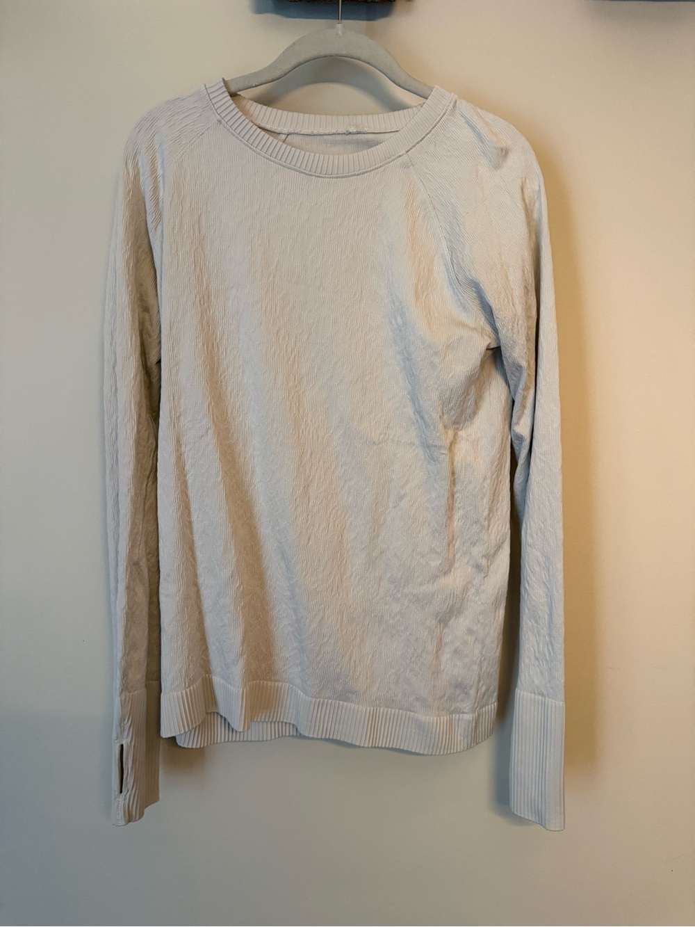 Lululemon Long Sleeve Crewneck Top White Size Large Lightweight Activewear